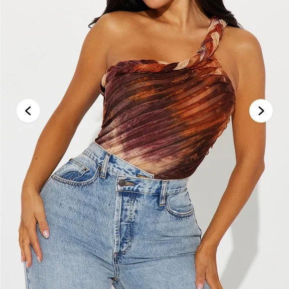 🤎New without tag🤎 Fashion Nova Brown Textured Bodysuit - Picture 3 of 9